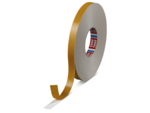 Cinta doble cara TESAFIX espuma PE 4957 1100µ (Exterior) — 25 m x 19 mm
